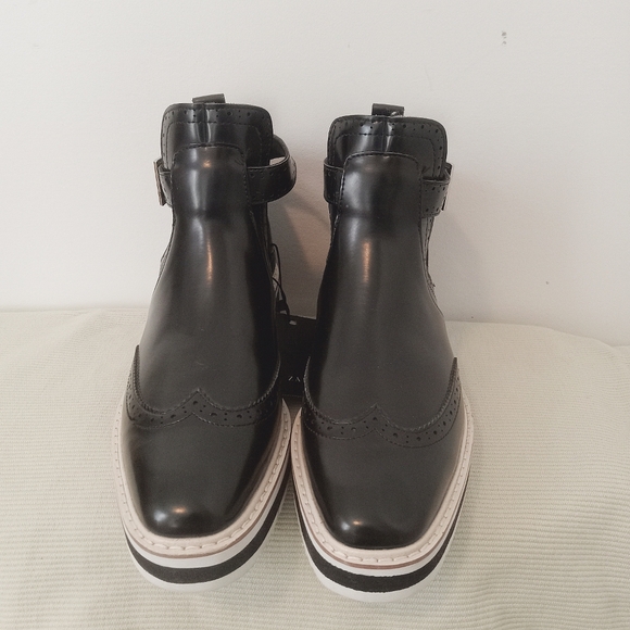 Zara Basic Black Patent Vegan Leather Wingtip Platform Buckle Ankle Boots Sz 7.5 - Picture 5 of 8